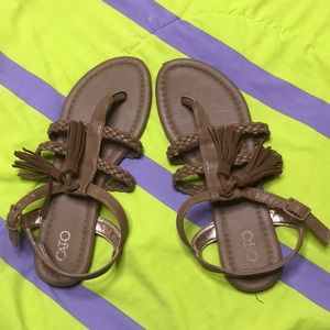 Brown Cato sandals !